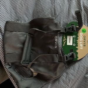 Orvis dog lift, new with tag but purchased from wholesaler